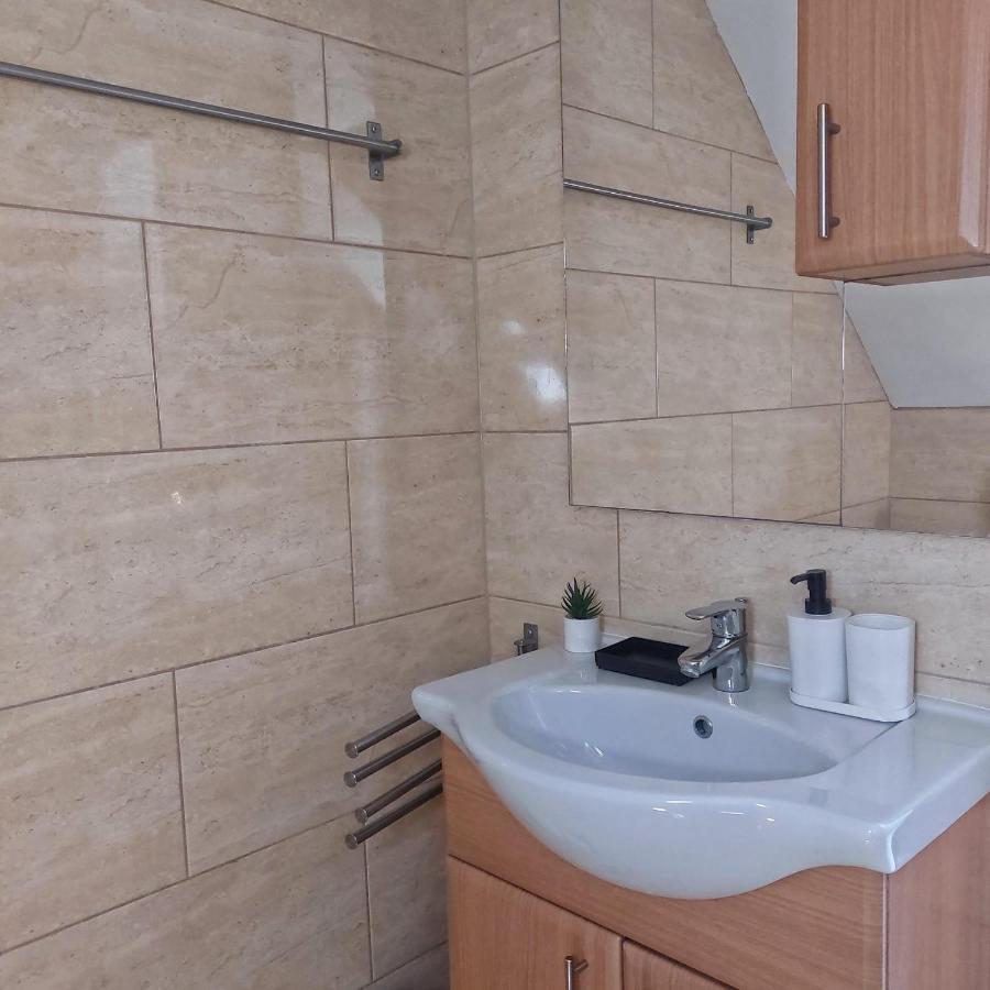 Panorama Wine & Chill Apartment Heviz Ngoại thất bức ảnh